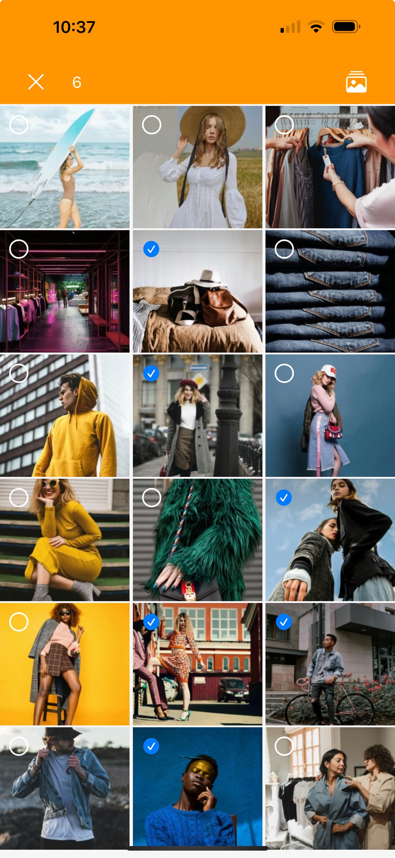 iOS 上的 Ephoto Dam 应用程序界面，显示多张图片的选择。