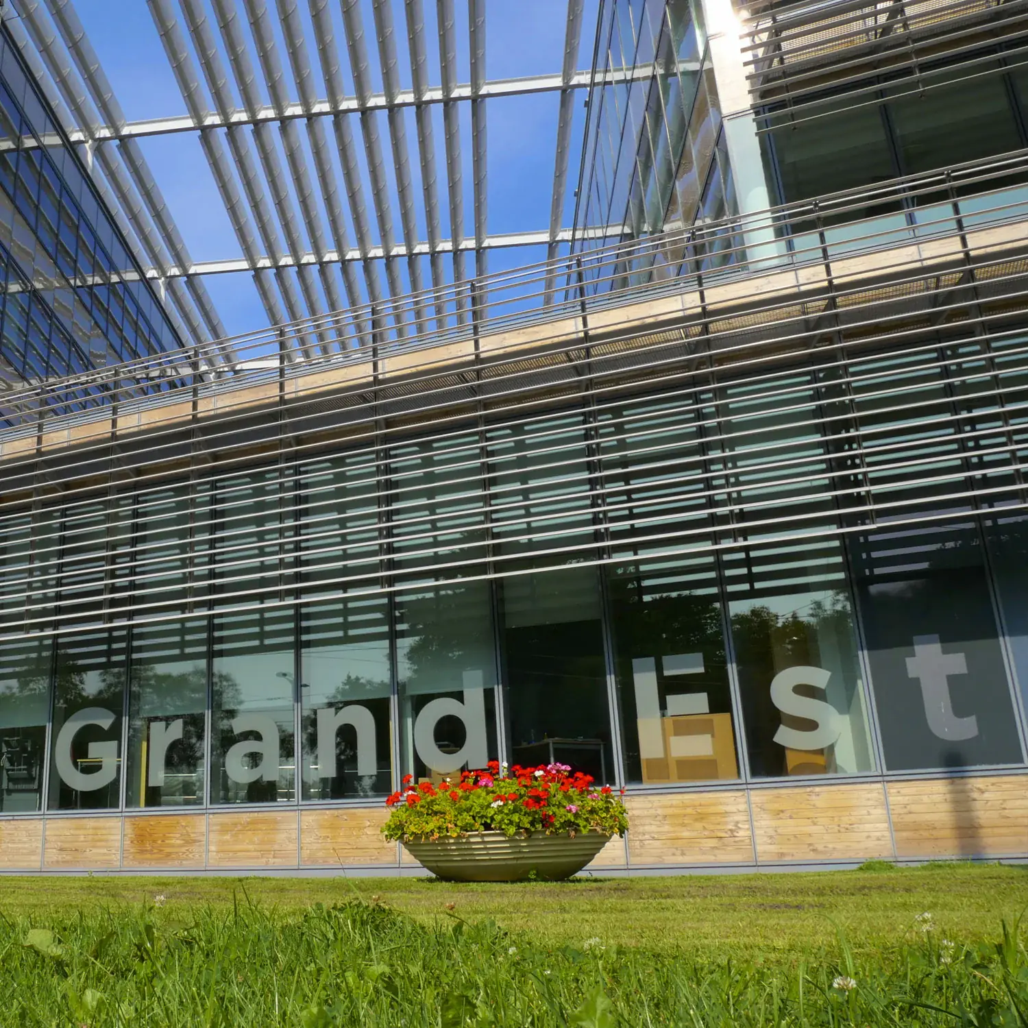 大东部地区大楼外墙